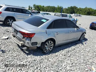 2017 Audi A4 Premium z VIN WAUANAF45HN002523, wystawiony jako Copart lot #52421625 z przebiegiem 83 970 mil mil oraz Szkoda całkowita • Salvage title. Historia ofert i sprzedaży dostępna na DreamBid. Obrazek 3.