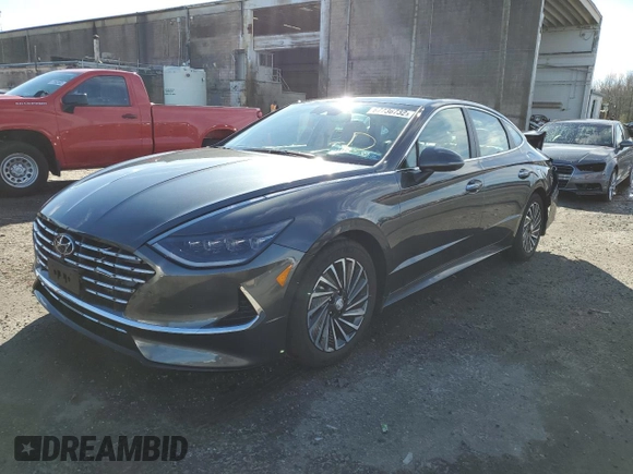 2021 Hyundai Sonata Hybrid Limited with VIN KMHL54JJ4MA036718, listed as a Copart auction lot 67736732 with 9,913 mi miles. Bid and sale history available at carsss.com. Image 1.
