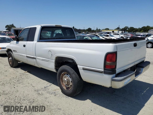2001 Dodge 2500 z VIN 3B7KC23Z01G758102, wystawiony jako Copart lot #61303775 z przebiegiem 164 067 mil mil oraz Czysty tytuł • Clean title. Historia ofert i sprzedaży dostępna na DreamBid. Obrazek 2.