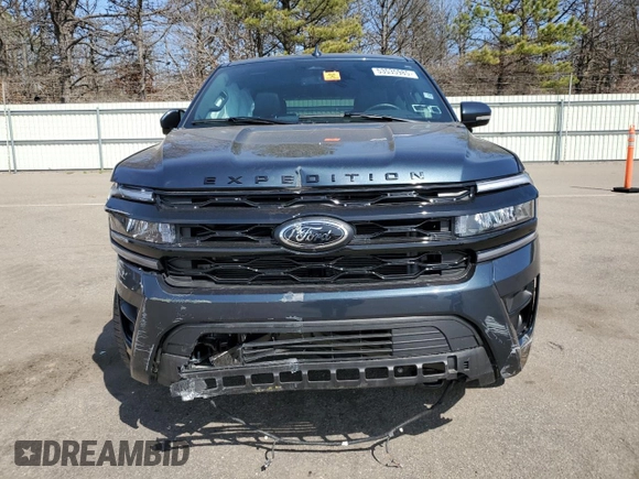 2023 Ford Expedition Limited с VIN 1FMJU2A84PEA36453, выставлен на аукционе Copart как лот 53535985 с пробегом 24 441 миль миль и Списание • Salvage title. История ставок и продаж доступна на DreamBid. Изображение 5.