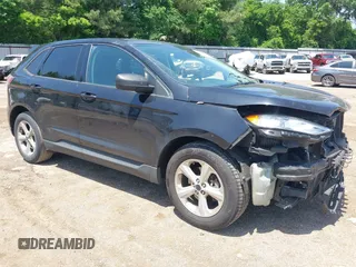 2020 Ford Edge SE z VIN 2FMPK3G95LBB57035, wystawiony jako IAAI lot #42119978 z przebiegiem 136 428 mil mil oraz . Historia ofert i sprzedaży dostępna na DreamBid. Obrazek 1.