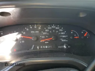 2004 Ford Econoline Passenger XL z VIN 1FBSS31S94HA00322, wystawiony jako Copart lot #57285255 z przebiegiem 224 341 mil mil oraz Szkoda całkowita • Salvage title. Historia ofert i sprzedaży dostępna na DreamBid. Obrazek 9.