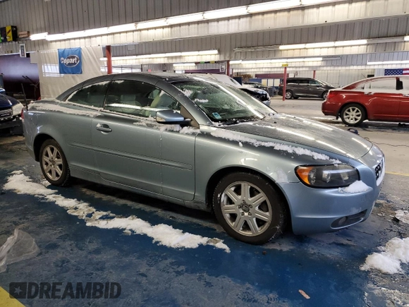 2007 Volvo C70 with VIN YV1MC68277J018446, listed as a Copart auction lot 88108515 with 134,814 mi miles and Clean Title. Bid and sale history available at carsss.com. Image 4.
