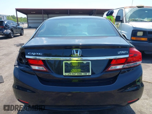 2015 Honda Civic Sedan LX with VIN 19XFB2F57FE045732, listed as a IAAI auction lot 42020578 with 82,043 mi miles. Bid and sale history available at carsss.com. Image 16.