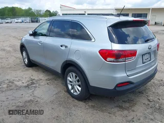 2017 Kia Sorento LX with VIN 5XYPG4A34HG265018, listed as a IAAI auction lot 42165365 with Not Provided miles. Bid and sale history available at carsss.com. Image 3.