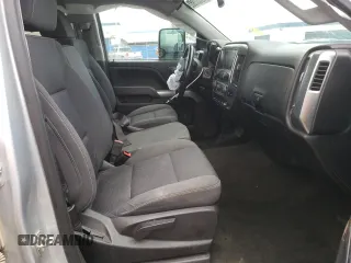 2018 Chevrolet Silverado 1500 LT with VIN 3GCUKREH0JG236515, listed as a Copart auction lot 49532862 with 118,539 mi miles and Salvage Title. Bid and sale history available at carsss.com. Image 5.