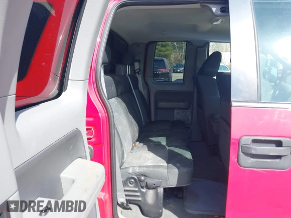 2008 Ford F-150 XLT with VIN 1FTPX14558FB78047, listed as a IAAI auction lot 41966689 with 135,976 mi miles. Bid and sale history available at carsss.com. Image 8.