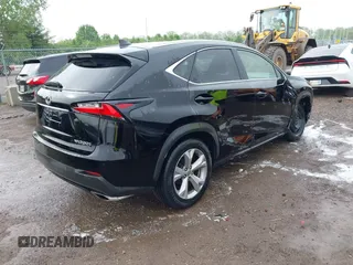 2017 Lexus NX 200t с VIN JTJBARBZ6H2134062, выставлен на аукционе IAAI как лот 42194902 с пробегом 120 905 миль миль и . История ставок и продаж доступна на DreamBid. Изображение 4.