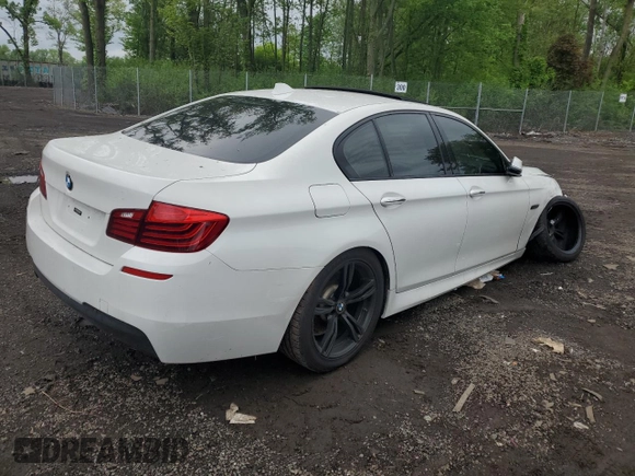 2015 BMW 5 Series 528i z VIN WBA5A5C57FD515650, wystawiony jako Copart lot #57110125 z przebiegiem 138 460 mil mil oraz Szkoda całkowita • Salvage title. Historia ofert i sprzedaży dostępna na DreamBid. Obrazek 3.