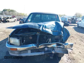 1996 Toyota T100 DX z VIN JT4TN12D4T0016257, wystawiony jako IAAI lot #40964830 z przebiegiem 121 817 mil mil oraz . Historia ofert i sprzedaży dostępna na DreamBid. Obrazek 12.