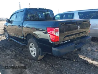 2018 Nissan Titan SV z VIN 1N6AA1EJ0JN518958, wystawiony jako IAAI lot #42505721 z przebiegiem 122 487 mil mil oraz . Historia ofert i sprzedaży dostępna na DreamBid. Obrazek 3.