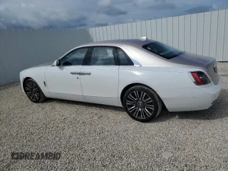 2021 Rolls-Royce Ghost z VIN SCATV0C08MU206683, wystawiony jako Copart lot #71416214 z przebiegiem 40 756 mil mil oraz Szkody całkowita. Historia ofert i sprzedaży dostępna na DreamBid. Obrazek 2.