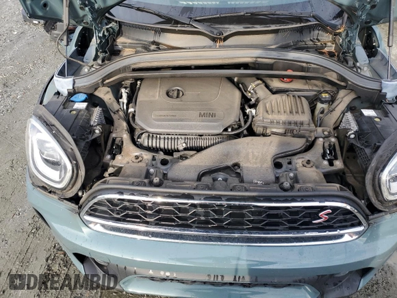 2022 MINI Countryman Cooper S with VIN WMZ53BR00N3N88158, listed as a Copart auction lot 84202874 with 31,888 mi miles and Salvage title. Bid and sale history available at DreamBid. Image 11.