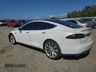 2013 Tesla Model S Performance with VIN 5YJSA1DP1DFP22426, listed as a Copart auction lot 66045915 with 88,757 mi miles and Salvage title. Bid and sale history available at DreamBid. Image 2.