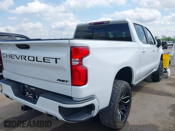 2023 Chevrolet Silverado 1500 RST with VIN 2GCUDEED6P1124688, listed as a IAAI auction lot 42028957 with 21,623 mi miles and . Bid and sale history available at DreamBid. Image 4.