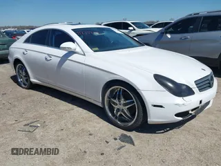 2006 Mercedes-Benz CLS-Class with VIN WDDDJ75X06A016821, listed as a IAAI auction lot 41777458 with 125,689 mi miles. Bid and sale history available at carsss.com. Image 1.