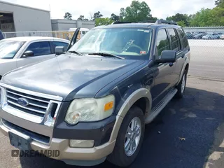 2010 Ford Explorer Eddie Bauer z VIN 1FMEU6EE9AUA56378, wystawiony jako IAAI lot #42317821 z przebiegiem 262 030 mil mil oraz . Historia ofert i sprzedaży dostępna na DreamBid. Obrazek 2.
