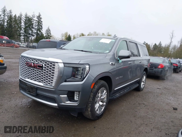 2022 GMC Yukon XL Denali with VIN 1GKS2JKL1NR208671, listed as a IAAI auction lot 39140703 with 28,235 mi miles and . Bid and sale history available at carsss.com. Image 17.