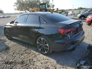 2022 Audi S3 Premium Plus z VIN WAUH3DGY8NA005992, wystawiony jako Copart lot #53988684 z przebiegiem 33 849 mil mil oraz . Historia ofert i sprzedaży dostępna na DreamBid. Obrazek 2.