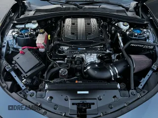 2023 Chevrolet Camaro ZL1 z VIN 1G1FK1R63P0118032, wystawiony jako Copart lot #51035795 z przebiegiem 9030 mil mil oraz Szkody całkowita. Historia ofert i sprzedaży dostępna na DreamBid. Obrazek 7.
