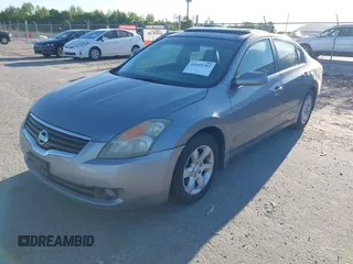 2007 Nissan Altima 2.5 S with VIN 1N4AL21E27N423263, listed as a IAAI auction lot 42049782 with 163,945 mi miles. Bid and sale history available at carsss.com. Image 2.