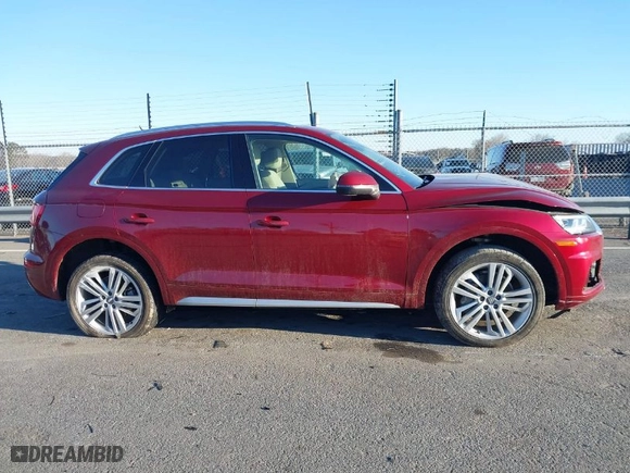 2020 Audi Q5 Premium Plus with VIN WA1BNAFY8L2002059, listed as a IAAI auction lot 41324813 with 59,955 mi miles. Bid and sale history available at carsss.com. Image 13.