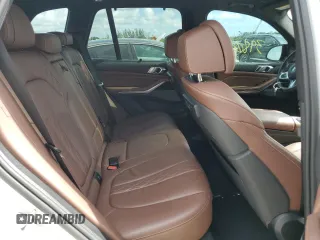 2020 BMW X5 M50i with VIN 5UXJU4C07L9C31149, listed as a Copart auction lot 59241674 with 39,809 mi miles and Non Repairable. Bid and sale history available at carsss.com. Image 11.