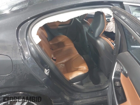 2015 Volvo S60 T5 Platinum with VIN YV1612TM1F1348534, listed as a IAAI auction lot 40961620 with 135,090 mi miles. Bid and sale history available at carsss.com. Image 8.