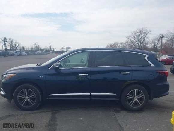 2020 Infiniti QX60 PURE with VIN 5N1DL0MM2LC528479, listed as a IAAI auction lot 41920900 with NaN miles. Bid and sale history available at carsss.com. Image 14.