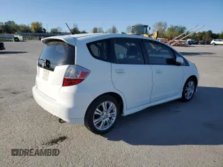 2009 Honda Fit Sport with VIN JHMGE88419C001626, listed as a Copart auction lot 52047375 with 154,585 mi miles and Salvage Title. Bid and sale history available at carsss.com. Image 3.