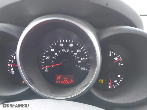 2012 Kia Soul + with VIN KNDJT2A67C7385160, listed as a IAAI auction lot 41533032 with 166,094 mi miles. Bid and sale history available at carsss.com. Image 7.