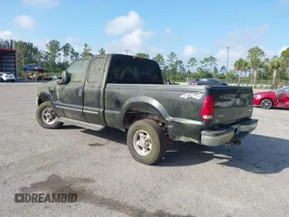 2000 Ford F-250 XL with VIN 1FTNX21F7YEC30939, listed as a IAAI auction lot 41495195 with 251,123 mi miles and . Bid and sale history available at DreamBid. Image 3.