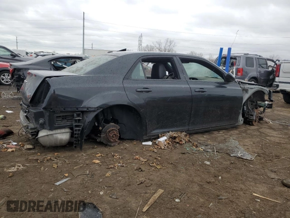 2014 Chrysler 300 S with VIN 2C3CCABG1EH361149, listed as a Copart auction lot 49655575 with Not Provided miles and Clean Title. Bid and sale history available at DreamBid. Image 3.