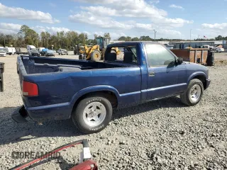 2002 GMC Sonoma SL with VIN 1GTCS145028170950, listed as a Copart auction lot 79618264 with 0 mi miles and Salvage Title. Bid and sale history available at carsss.com. Image 3.