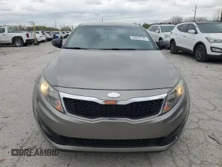2013 Kia Optima EX z VIN 5XXGN4A7XDG224691, wystawiony jako Copart lot #52872175 z przebiegiem 218 951 mil mil oraz Szkoda całkowita • Salvage title. Historia ofert i sprzedaży dostępna na DreamBid. Obrazek 5.