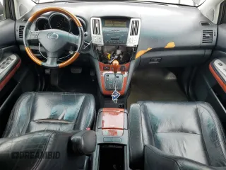 2004 Lexus RX 330 with VIN JTJHA31U040022571, listed as a Copart auction lot 55688105 with 225,733 mi miles and Clean Title. Bid and sale history available at carsss.com. Image 8.