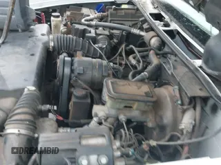 1997 Chevrolet S-10 LS с VIN 1GCCS1447VK239132, выставлен на аукционе IAAI как лот 41241428 с пробегом 84 201 миль миль и . История ставок и продаж доступна на DreamBid. Изображение 22.