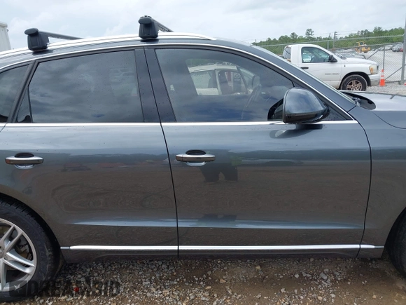 2016 Audi Q5 Premium Plus z VIN WA1L2AFP5GA141386, wystawiony jako IAAI lot #42076325 z przebiegiem 85 808 mil mil oraz . Historia ofert i sprzedaży dostępna na DreamBid. Obrazek 13.