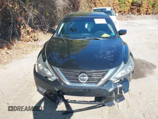 2016 Nissan Altima SR with VIN 1N4AL3AP0GC183732, listed as a IAAI auction lot 40519031 with 72,053 mi miles and . Bid and sale history available at carsss.com. Image 12.