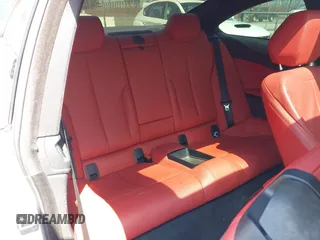 2015 BMW 4 Series 428i z VIN WBA3N7C55FK222364, wystawiony jako IAAI lot #42604632 z przebiegiem 108 157 mil mil oraz . Historia ofert i sprzedaży dostępna na DreamBid. Obrazek 8.