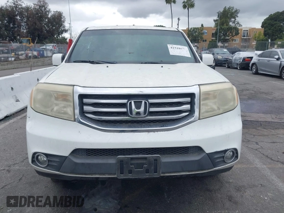 2014 Honda Pilot EX-L with VIN 5FNYF3H54EB003916, listed as a IAAI auction lot 41518679 with 147,456 mi miles. Bid and sale history available at carsss.com. Image 12.