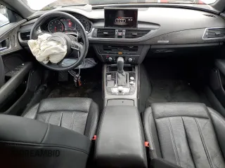 2017 Audi A7 z VIN WAU22BFC2HN025865, wystawiony jako Copart lot #86629704 z przebiegiem 57 434 mil mil oraz Szkoda całkowita • Salvage title. Historia ofert i sprzedaży dostępna na DreamBid. Obrazek 8.