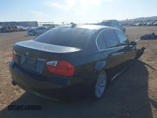 2006 BMW 3 Series 330i with VIN WBAVB33556PS15458, listed as a IAAI auction lot 41852222 with 78,633 mi miles. Bid and sale history available at carsss.com. Image 4.