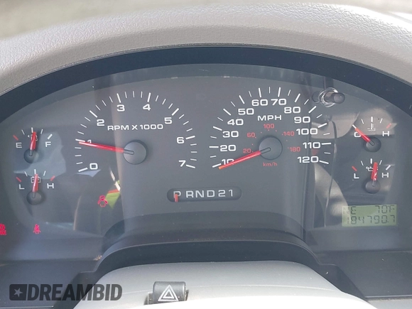 2004 Ford F-150 XLT with VIN 1FTPW14554KD15508, listed as a IAAI auction lot 41809154 with 184,790 mi miles. Bid and sale history available at carsss.com. Image 7.