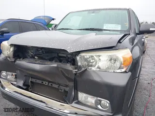 2011 Toyota 4Runner SR5 with VIN JTEZU5JR5B5018288, listed as a IAAI auction lot 41554553 with 206,106 mi miles. Bid and sale history available at carsss.com. Image 6.