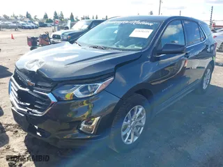 2020 Chevrolet Equinox LT with VIN 2GNAXKEV6L6153159, listed as a IAAI auction lot 41820339 with 70,318 mi miles. Bid and sale history available at carsss.com. Image 17.