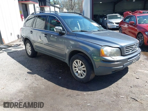 2008 Volvo XC90 I6 with VIN YV4CZ982981477753, listed as a IAAI auction lot 41848025 with 202,469 mi miles. Bid and sale history available at carsss.com. Image 1.