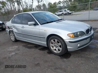 2005 BMW 3 Series 325i with VIN WBAAZ33415KW79070, listed as a IAAI auction lot 41708871 with 148,876 mi miles and . Bid and sale history available at carsss.com. Image 1.