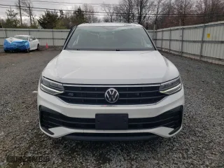 2022 Volkswagen Tiguan SE R-Line Black with VIN 3VVCB7AX0NM105283, listed as a Copart auction lot 49964315 with 41,317 mi miles and Salvage Title. Bid and sale history available at carsss.com. Image 5.