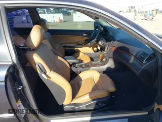 2004 BMW 3 Series 325Ci z VIN WBABV13484JT22039, wystawiony jako IAAI lot #41778759 z przebiegiem 248 481 mil mil oraz . Historia ofert i sprzedaży dostępna na DreamBid. Obrazek 5.